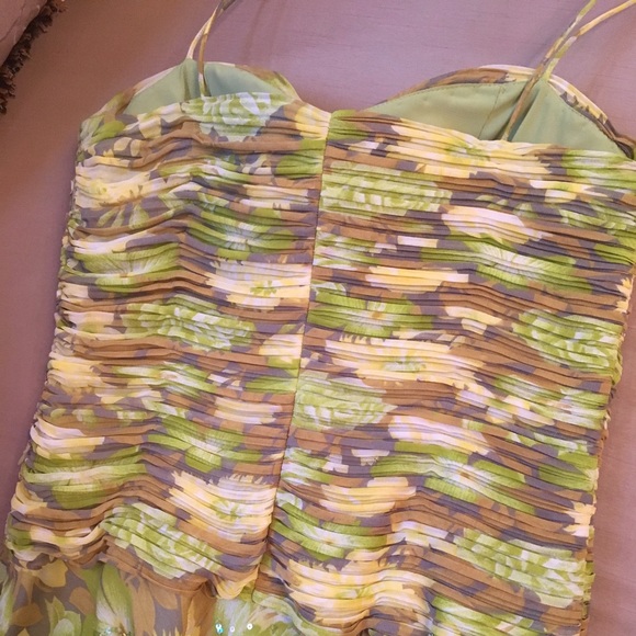 Chetta B. Ruched Floral Sequined Silk MIDI dress sz.2 - Picture 10 of 16